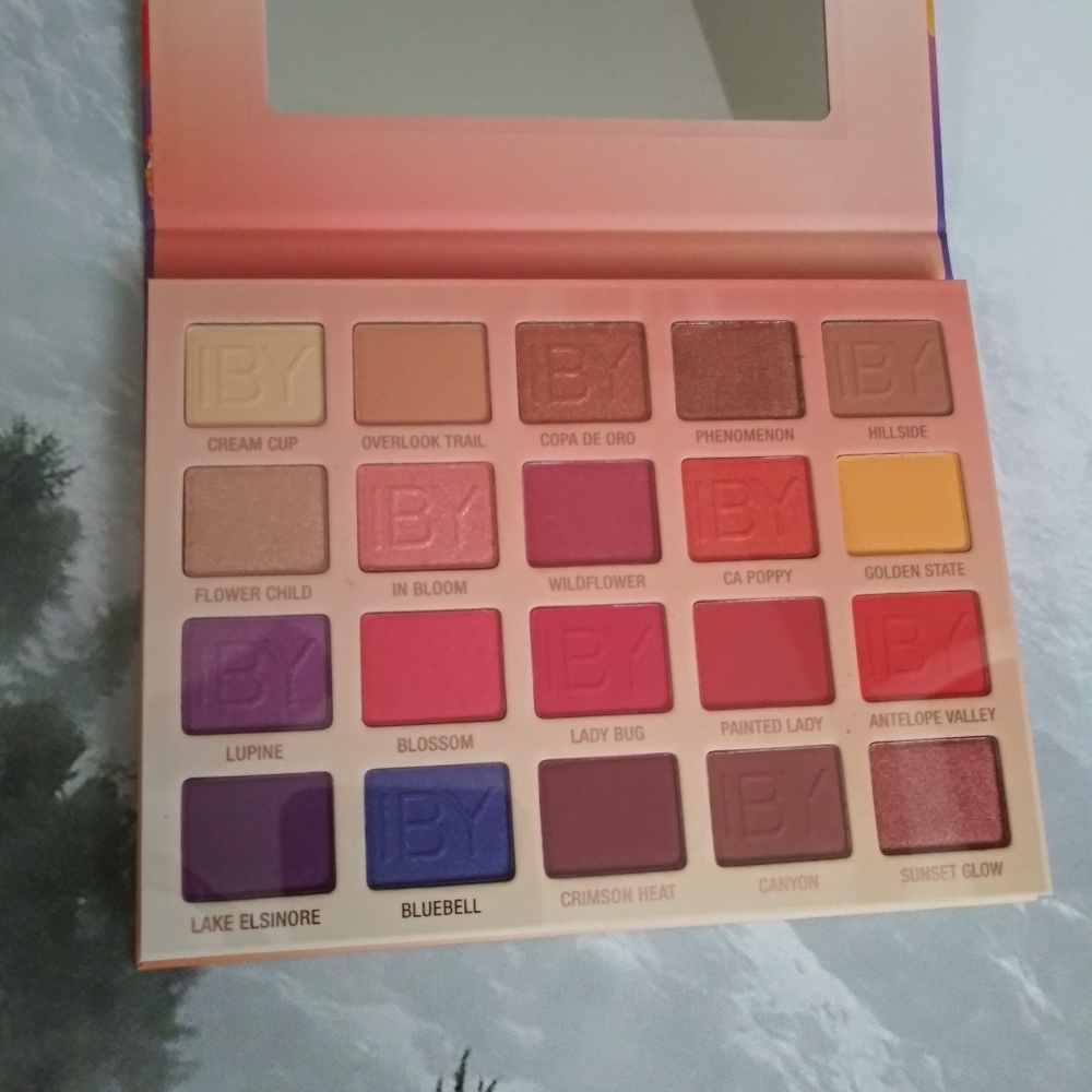 IBY Superbloom Palette